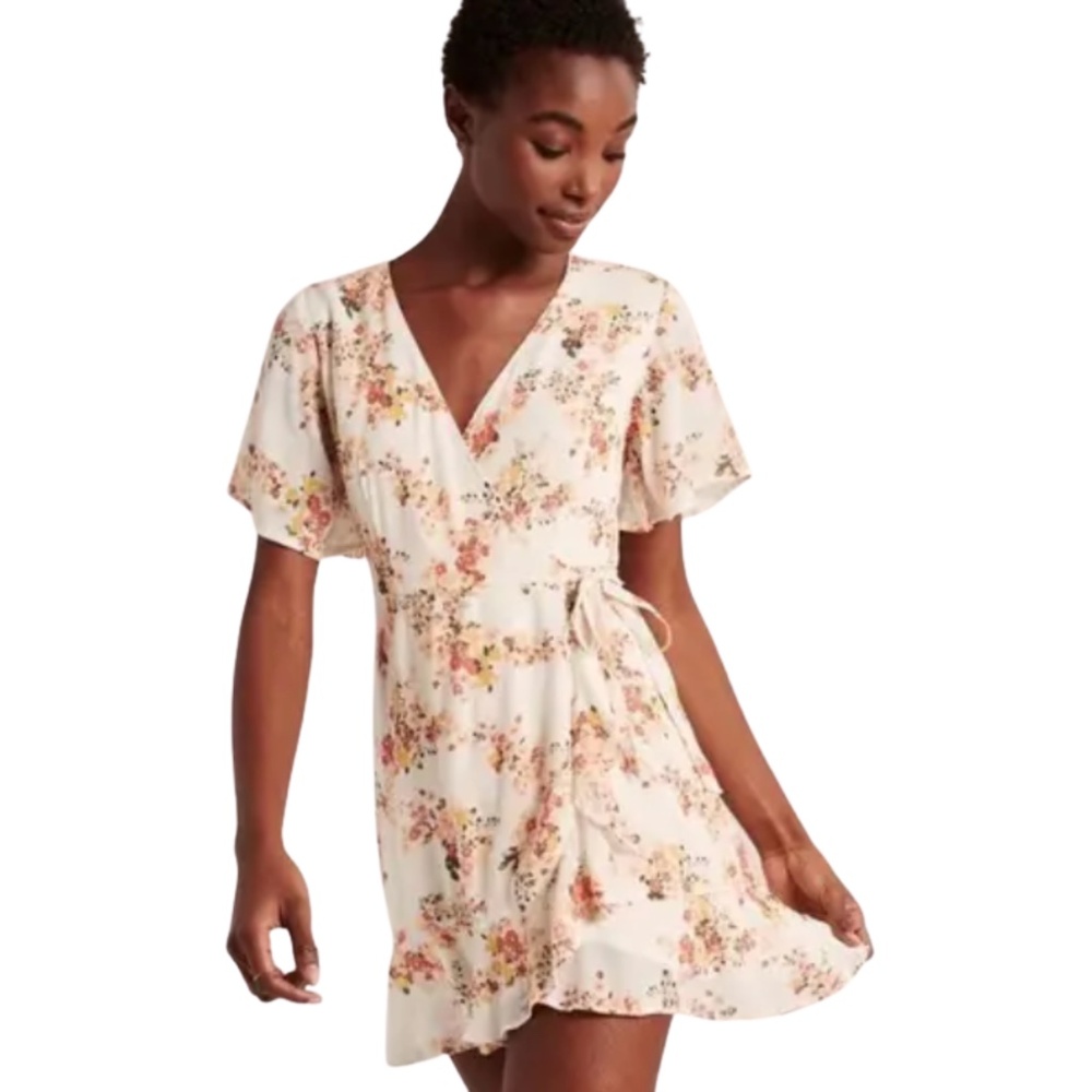Garden Party Wrap Mini Dress Coquette Feminine Cottagecore Short Sleeve Sz M